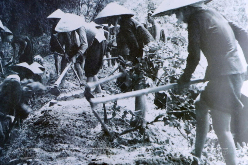 The Cu Chi Tunnels were built in the 1940s